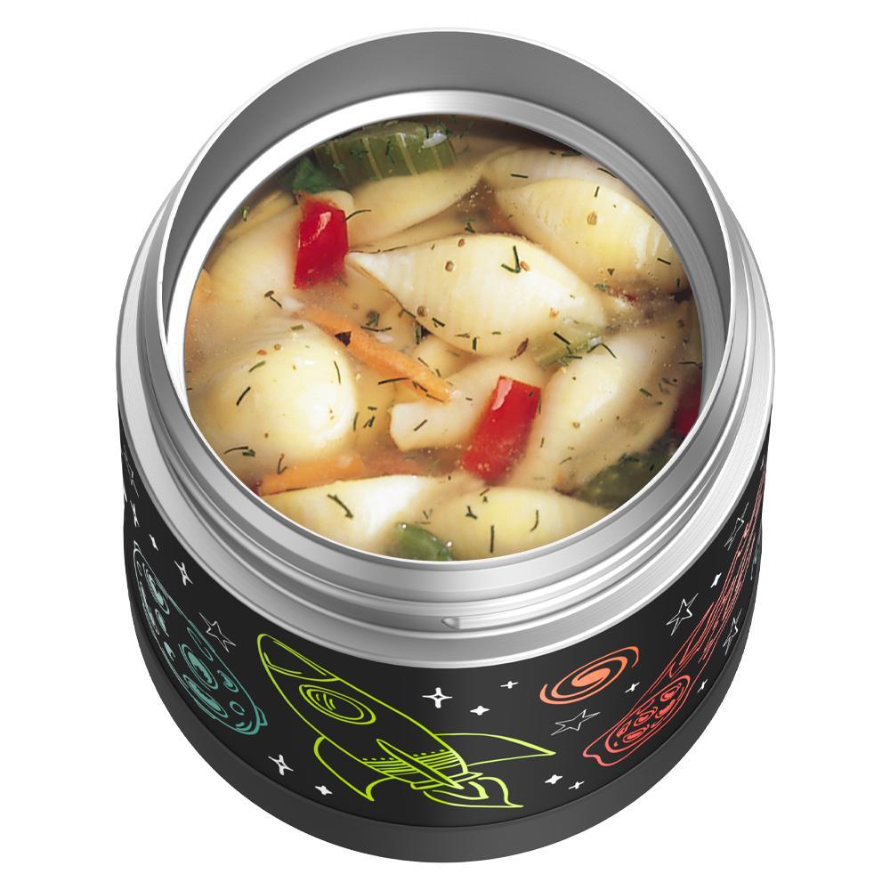 10 ounce Funtainer food jar, Space with noodle soup inside.