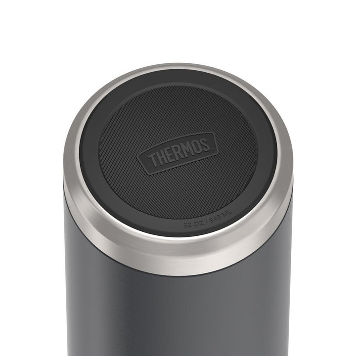 Thermos 32 ounce stainless steel water bottle with screw top