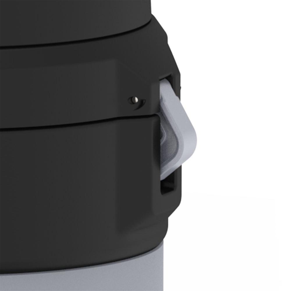 Thermos 64 ounce insulated water bottle